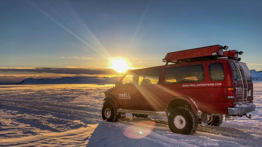 From Jökulsárlón: Crystal Blue Ice Cave Super Jeep Tour - How good is the guiding?