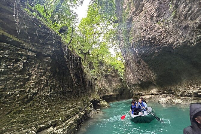 From Kutaisi:Canyons and caves tour with transfer to Tbilisi - Martvili Canyon: waterfalls, moss, and a short river ride