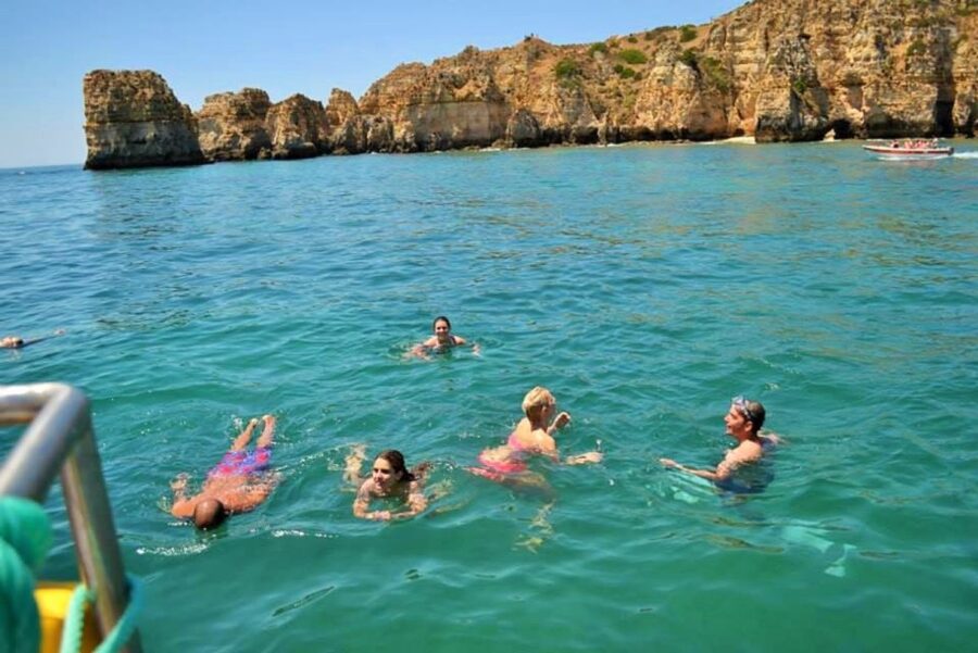 From Lagos: 2.5-Hour Guided Coastal Boat Tour & Grotto Visit - Reaching Ponta da Piedade Lighthouse