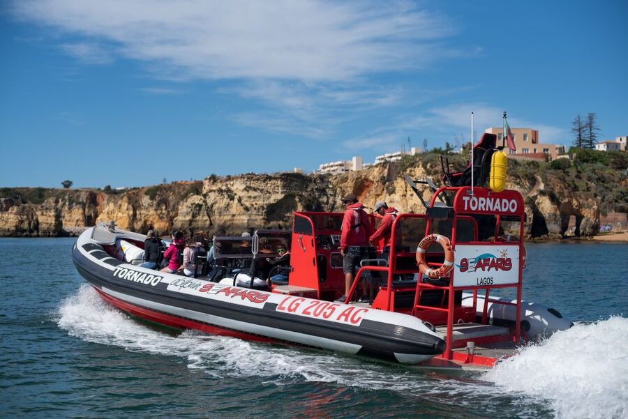 From Lagos: Benagil Sea Caves Tour with a Local Guide - The speedboat journey along 35 kilometers of coast