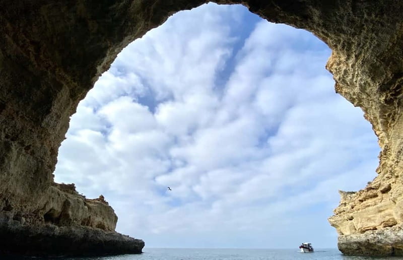 From Lagos: Scenic Cruise to the Benagil and Carvoeiro Caves - Practical tips for a better seat and better photos