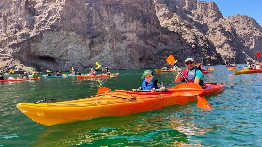 From Las Vegas: Kayak Rental with Shuttle to Emerald Cave - Picking up your kayak at Willow Beach