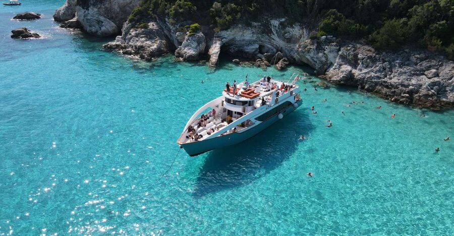 From Lefkimmi: Paxos, Antipaxos & Blue Caves Speedboat Tour - Why this Paxos boat trip works so well