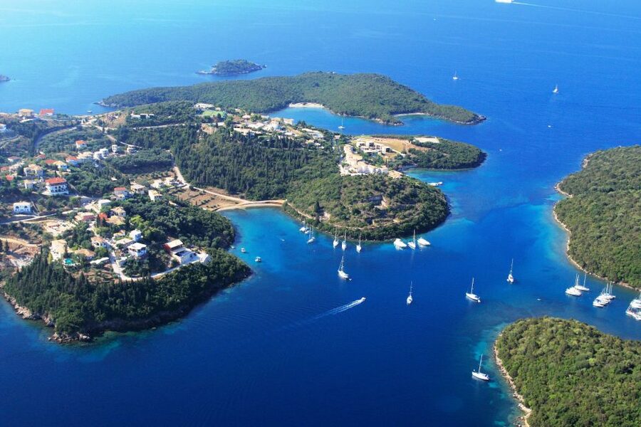 From Lefkimmi: Syvota, Blue Lagoon and Cave Sunset Cruise - Who should book this cruise