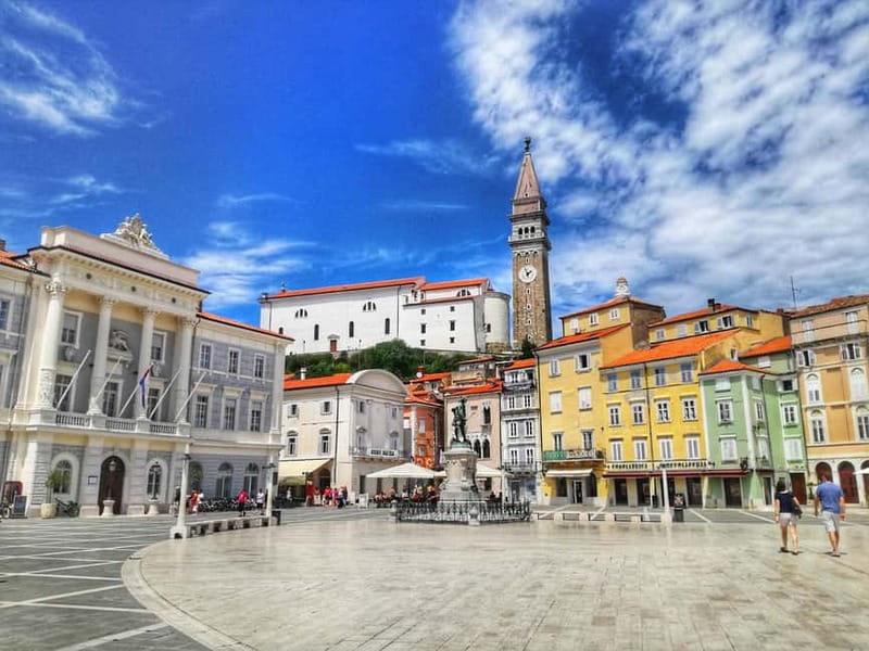 From Ljubljana: Postojna Cave, Predjama Castle, & Piran Tour - One day, three very different Slovenian sights