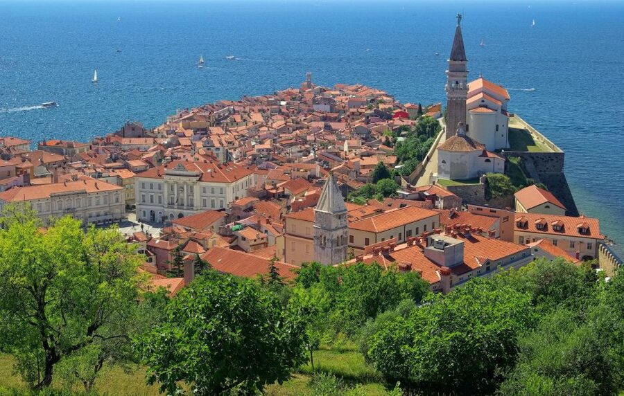 From Ljubljana: Škocjan UNESCO Caves and Piran Full-Day Trip - Why Škocjan Caves deserve the morning