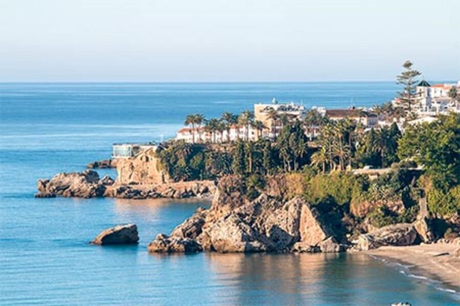 From Málaga: Caves of Nerja, Nerja and Frigiliana Day Tour - The best parts of this Málaga day trip