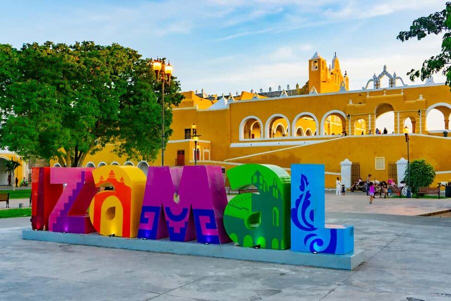 From Merida: Chichen Itza, Izamal & Cenote with Buffet Lunch - A Yucatecan buffet with one included drink