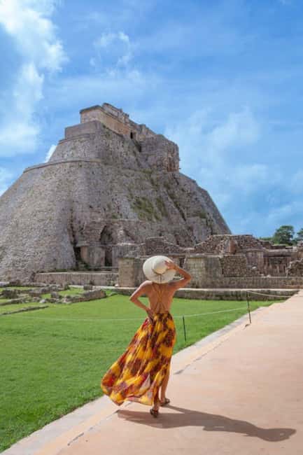From Mérida:Uxmal and amazing cenotes guided tour with lunch - The cave cenote is the day’s biggest surprise
