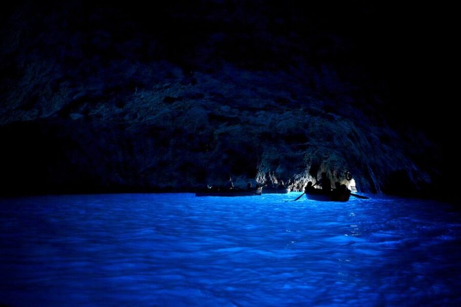 From Naples: Capri and Blue Grotto Day Tour - How much guide quality affects the day