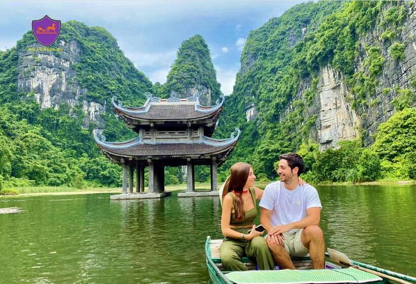 From Ninh Binh: Hoa Lu, Bai Dinh, Trang An, & Mua Cave Tour - What the guides add to the experience