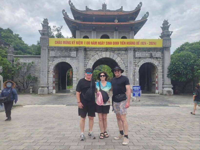 From Ninh Binh: Hoa Lu, Trang An, Mua Cave, & Bich Dong Tour - The price is good, but the real cost is higher