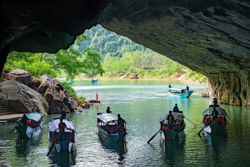 From Ninh Binh: Phong Nha Cave and Dark Cave Day Trip - The overnight SE1 train from Ninh Binh