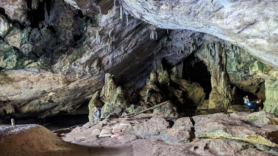From Pai: Sunrise Private Tour Jabo Viewpoint & Nam Lod Cave - Doi Kiew Lom gives you one last wide view