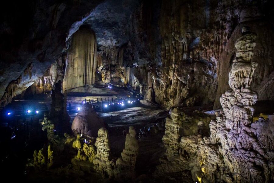 From Phong Nha/Dong Hoi: Paradise and Phong Nha Cave Tour - Why these two caves make a strong pairing
