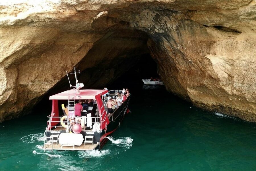 From Portimão: 2-Hour Catamaran Tour to Benagil Caves - The catamaran ride along the Algarve coast