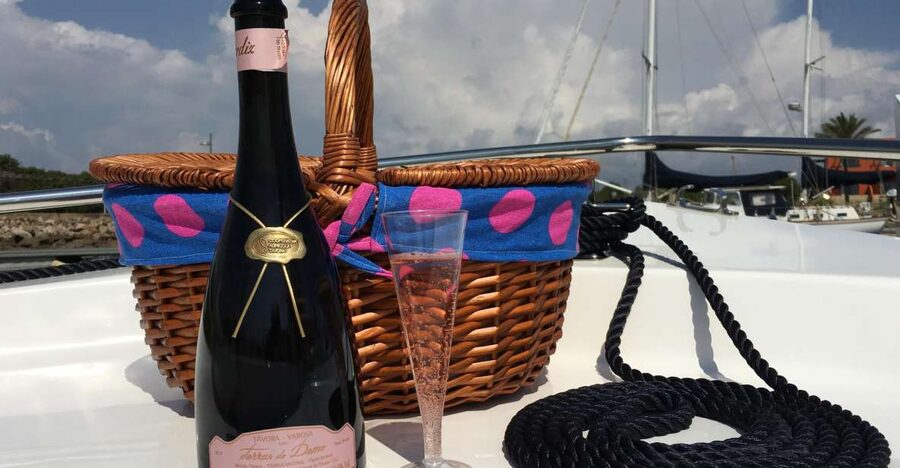 From Portimão: Benagil Cave & Marinha Beach Boat Tour - The captain makes the difference