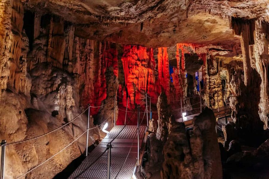 From Rethymno: Arkadi, Margarites, Sfendoni Cave & Axos Tour - Axos and the taste of Cretan food traditions