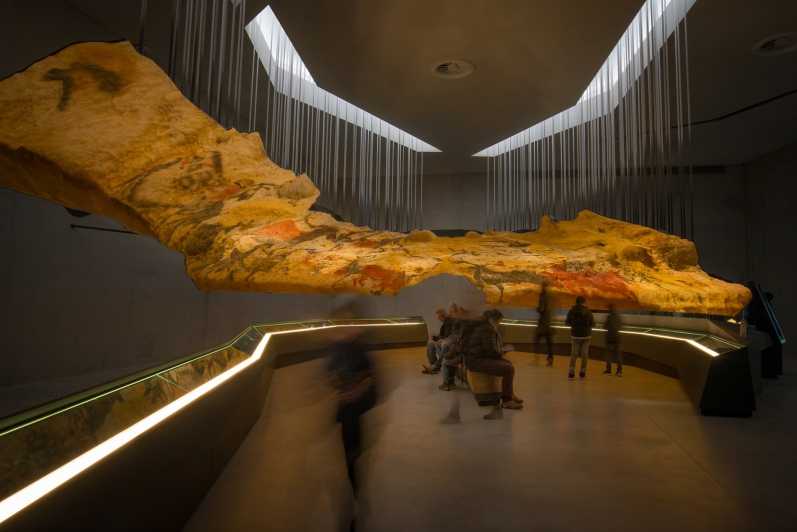 From Sarlat-la-Canéda: Lascaux IV and Cave Art Full-Day Tour - The National Prehistory Museum at Les Eyzies