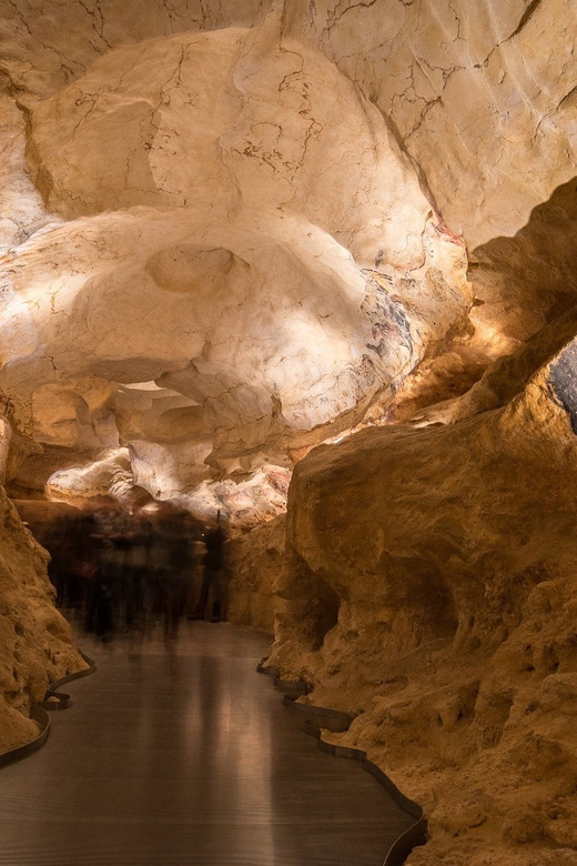 From Sarlat-la-Canéda: Lascaux IV and Cave Art Full-Day Tour - A note about Rouffignac and the changing itinerary