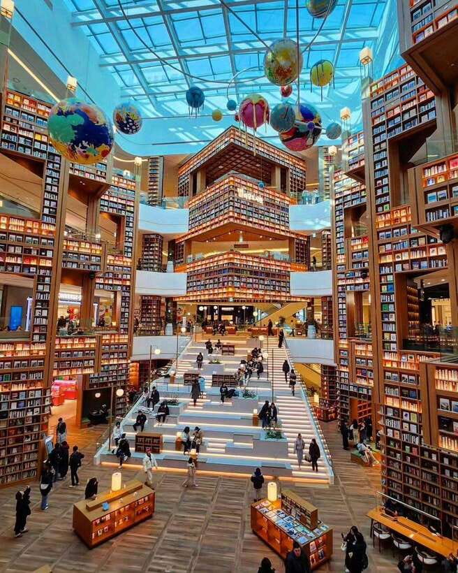 From Seoul: Starfield Library, Hwaseong, Gwangmyeong Cave - Hwaseong Fortress: the historical center of the day
