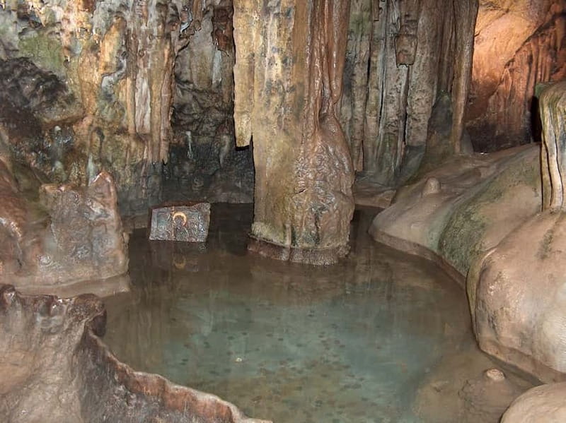 From Sofia: Saeva Dupka and Ledenika Caves Tour - What the Saeva Dupka visit feels like