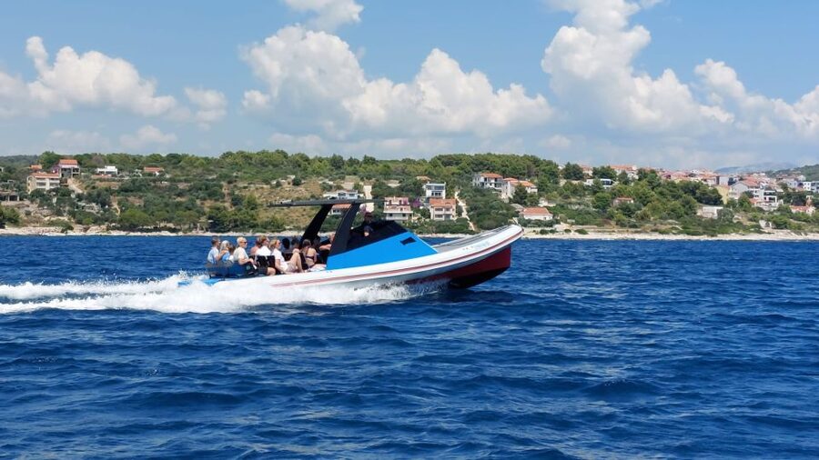 From Split: Blue Cave and 5 islands-Day Tour - Komiža gives Vis a human scale