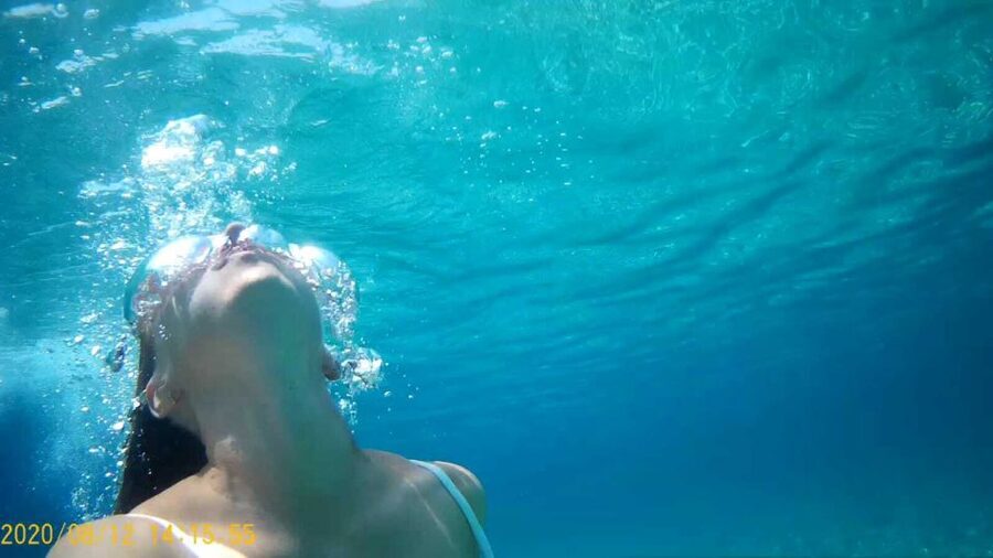 From Split: Luxury Cabin Boat Tour to The Blue Cave and Hvar - The crew can make or break the day