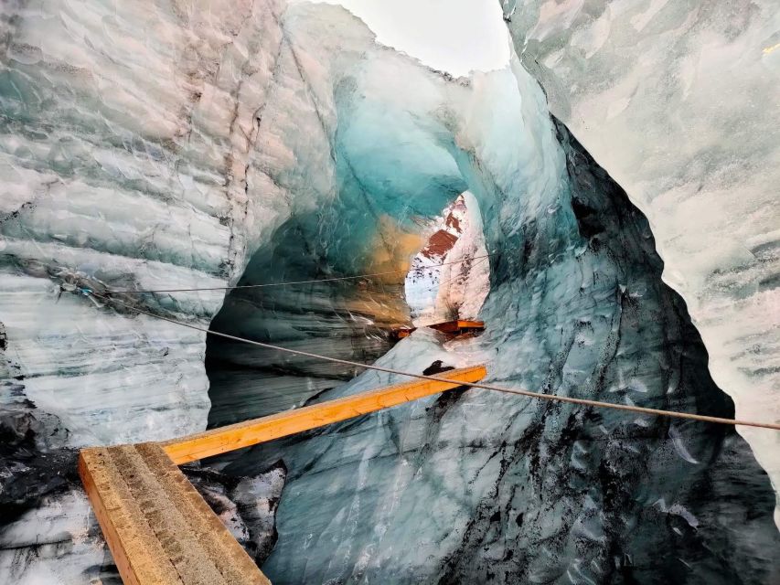 From Vik: Myrdalsjokull glacier and Katla Ice Cave Tour - Scenery beyond the cave