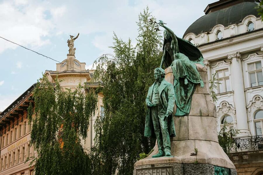 From Zagreb: Ljubljana, Postojna Cave & Predjama Castle Tour - The drawbacks you should consider