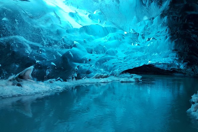 Frozen Wonders : Small Group Ice Cave Tour - From Jökulsárlón to the glacier