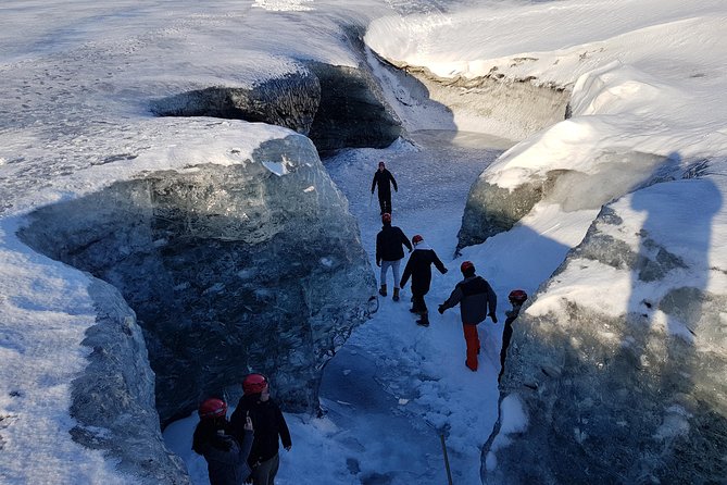 Frozen Wonders : Small Group Ice Cave Tour - Why a six-person group matters