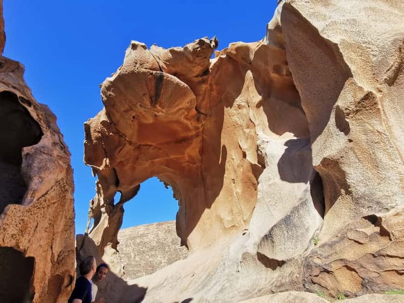 Fuerteventura: Ajuy Caves & hike to secret Las Penitas Arco - What Bas adds to the walking experience