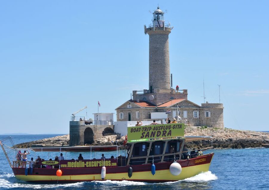 Full-Day Boat Trip, Cave Swim, lunch & Drinks - Medulin/Ceja - Unlimited drinks, with one practical caution