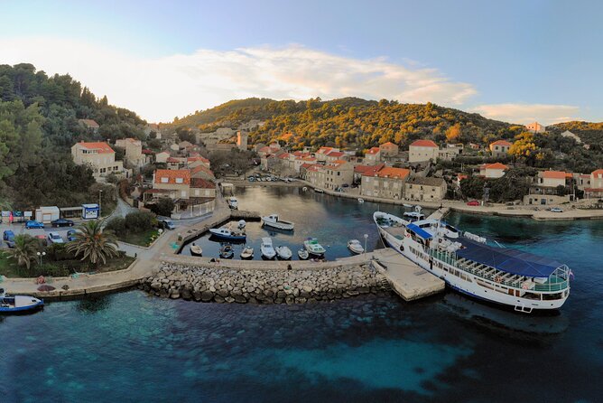 Full Day Kayaking and Snorkeling to Green Cave with GoPro photos - Lunch in Šuđurađ