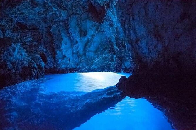 Full Day Kayaking and Snorkeling to Green Cave with GoPro photos - What the guides add to the day