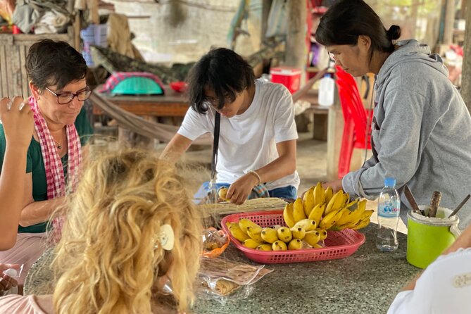 Full day tour by bicycle & tuk tuk,bamboo train,bat cave,villages - What the $25 price really covers