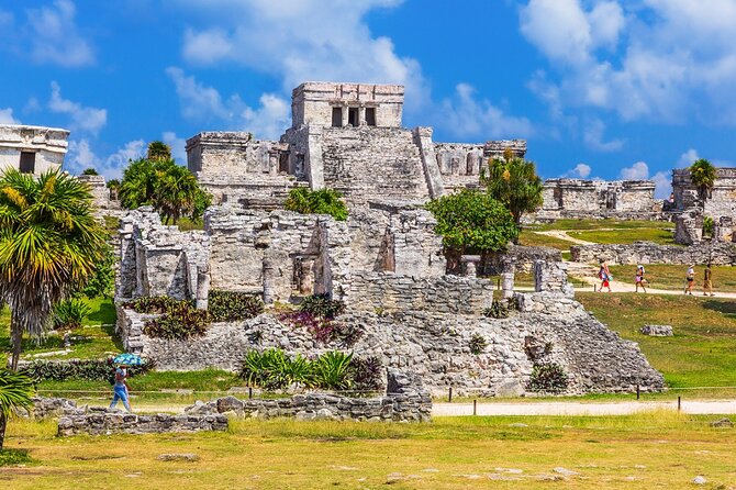 Full Day Tour to Tulum, Cenote Mariposa and Playa del Carmen Eco - Guides who bring the day together