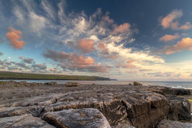 Galway to Cliffs of Moher, Aillwee Cave & Dunguaire Castle Tour - Dungaire Castle and the first Galway Bay views