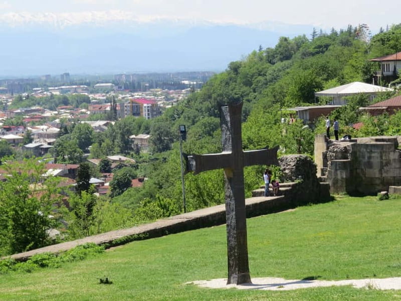 Gelati Momastery, Prometheus Cave, Sanatoriums and winetour - Bagrati, Gelati, and the royal story of Kutaisi