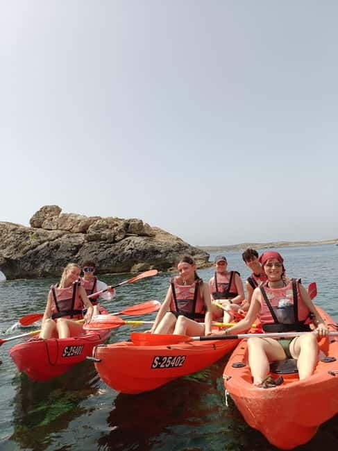 Gozo: 1 Hour Kayak plus +Cave Tour + Drop off Blue Lagoon - One hour of paddling around Hondoq Bay