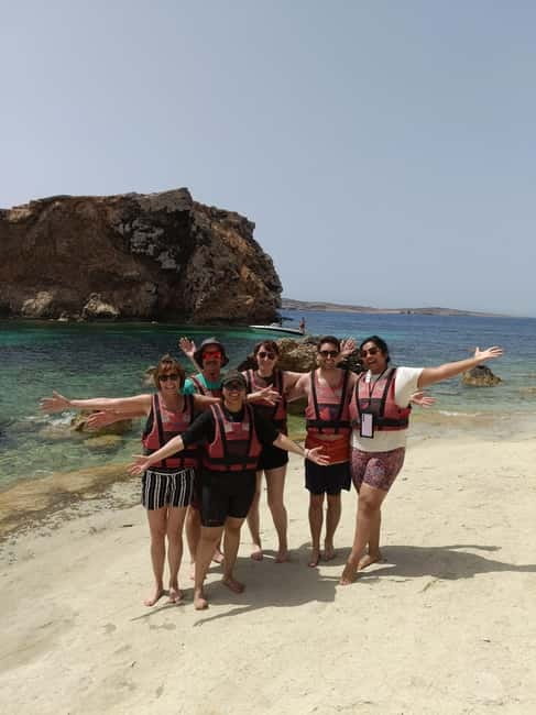 Gozo: 1 Hour Kayak plus +Cave Tour + Drop off Blue Lagoon - Entering Santa Maria Caves by speedboat