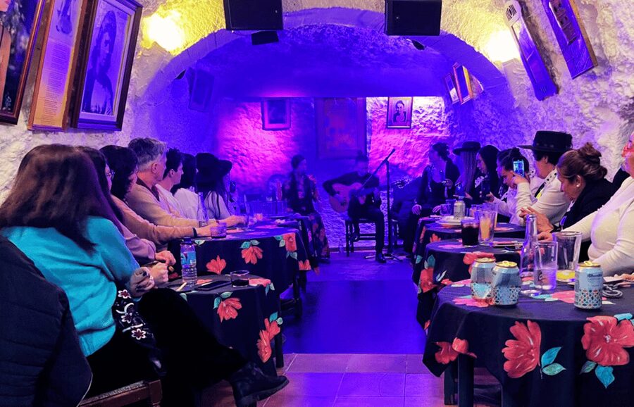 Granada: Flamenco Show in the Cave LA FARAONA - Why Sacromonte is the right setting for flamenco