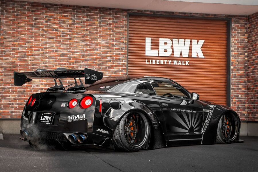 GT-R35 800hp Club Membership - secret underground car meet - Super Autobacs and the Japanese tuning world