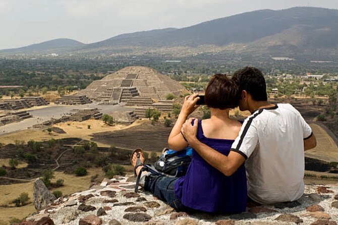Guided Tour in Teotihuacan with Cave Breakfast and Transportation - Maguey, obsidian, and the first cultural stop