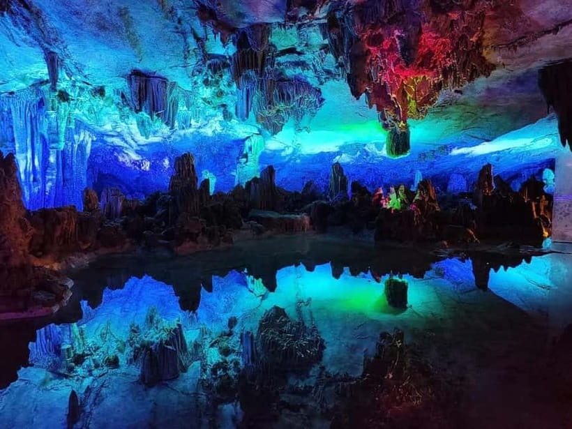 Guilin: 1-Day Cave, Xianggong Hill, Bamboo Boat & Show - Key points to know before booking