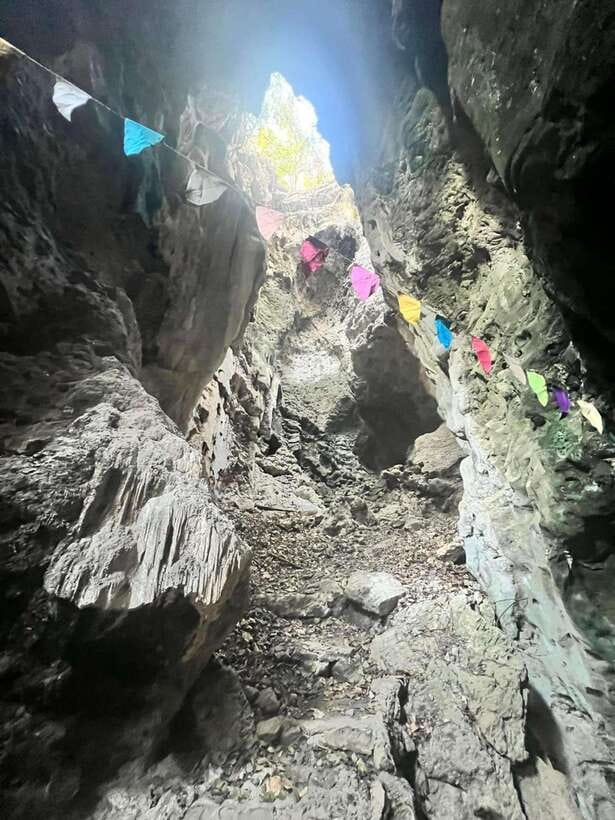 Half-day swing bridge, bamboo train, batcave & Killing cave - What the $13 price really includes