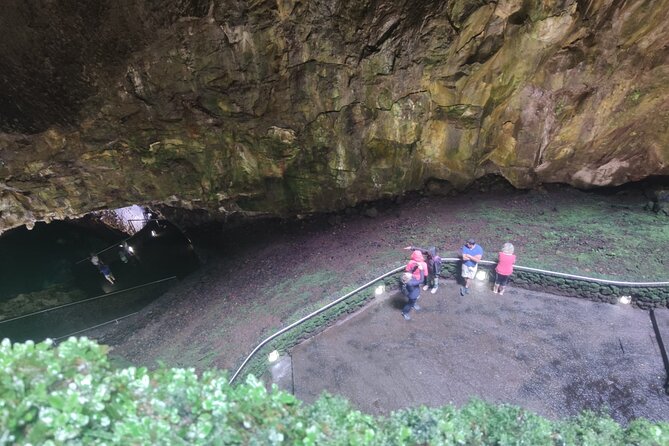 Half Day Tour to the Caves - Seeing the ground breathe at Furnas do Enxofre