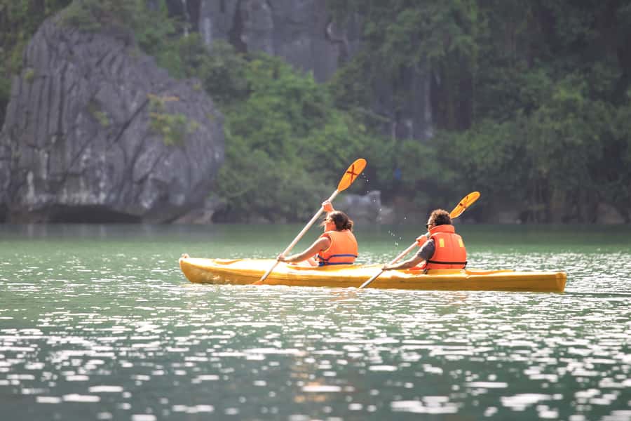 Halong Bay: Day Cruise with Caves, Kayaking & Sunset Party - Walking through Sung Sot Cave