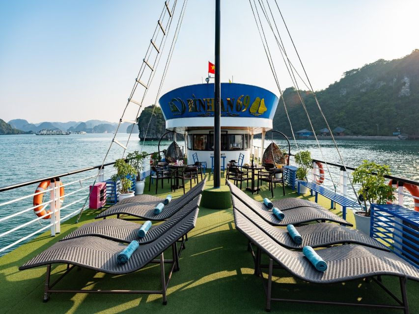 Halong Bay: Day Cruise with Caves, Kayaking & Sunset Party - The sunset party and the long ride home